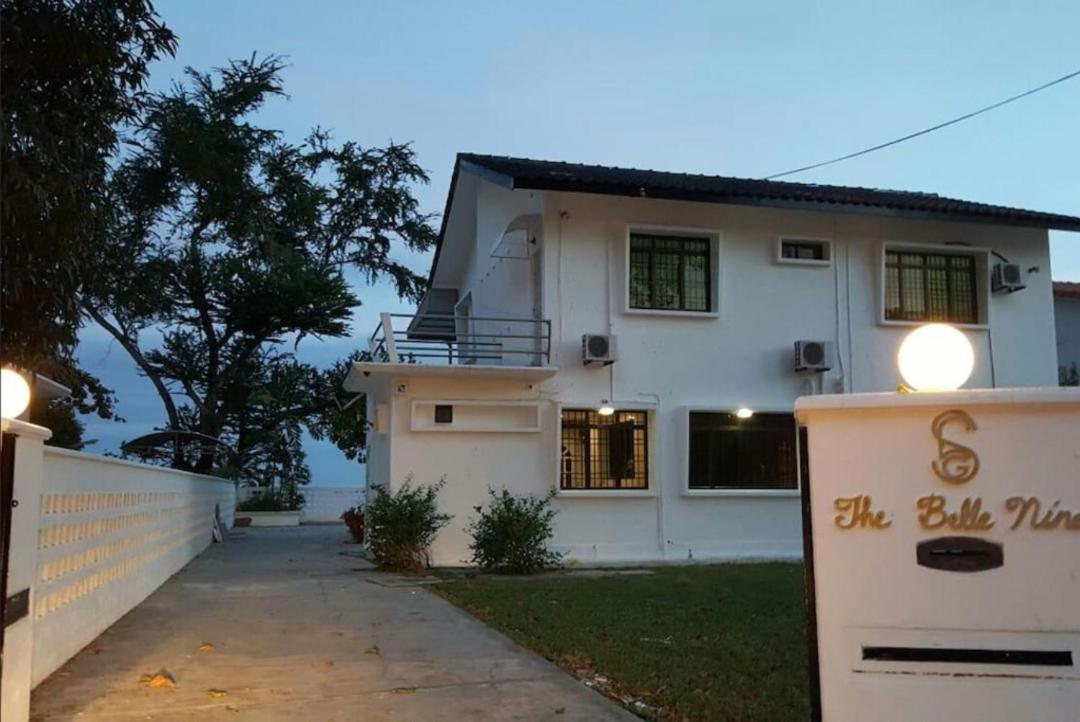 G&T'S Beach Front Villa Tanjung Bungah  Extérieur photo